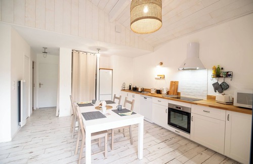 Vielle-Saint-Girons Apartment | Wooden lodge with garden