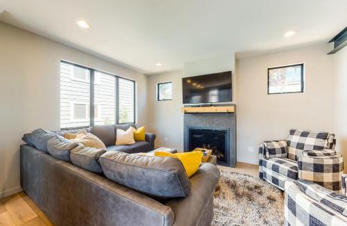 Frisco House | Woodhaven Hideaway