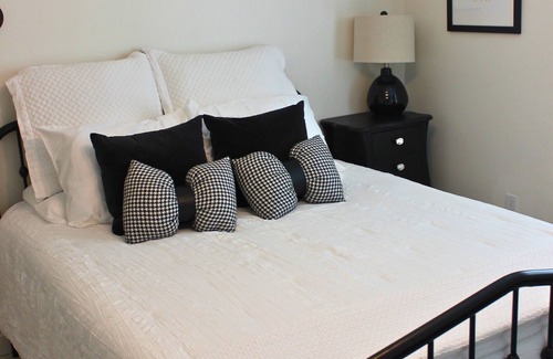 Woodinville Other | Woodinville Farmhouse in Hollywood Wine District 5 Bedrooms 5 Baths sleeps 10