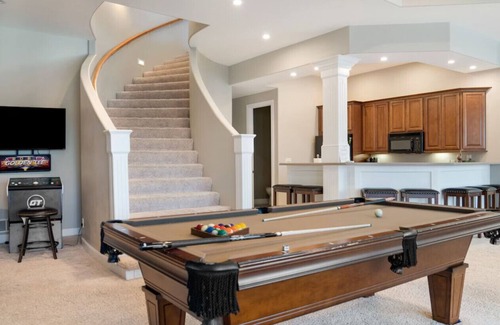 Linn Creek House | Woodland - Amazing 6,000 SF home -private pool - Hot tub-