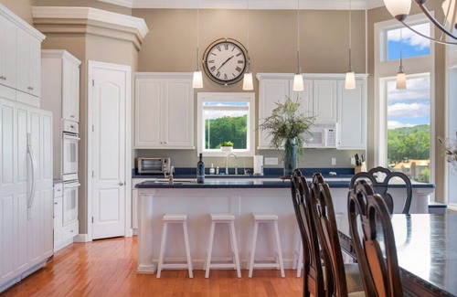 Linn Creek House | Woodland - Amazing 6,000 SF home -private pool - Hot tub-
