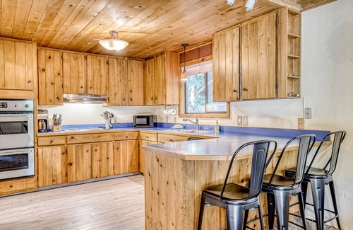 Mount Hood Village House | Woodland Cabin w/Large Deck, Gas Grill, Wood Stove & WiFi - Dogs Welcome