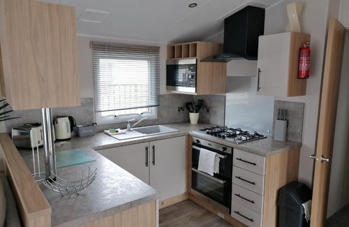 St Leonards-On-Sea House | Woodland Delight - central to historic landmarks in the 1066 area
