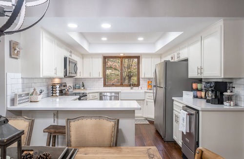 Mount Ida Condo | Woodland Escape 🌲 Lake Ouachita Gem | Mtn Harbor | Sleeps 10 | Insta-Worthy!