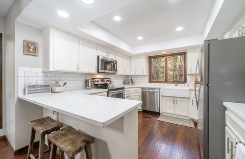 Mount Ida Condo | Woodland Escape 🌲 Lake Ouachita Gem | Mtn Harbor | Sleeps 10 | Insta-Worthy!