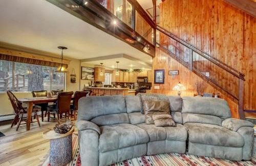 Tahoe Paradise House | Woodland Escape - Cute Little Cabin in the Woods