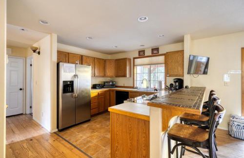 Zigzag House | Woodland Hideaway, Dog-Friendly, Hot Tub