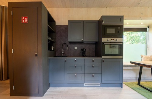 Maubray Cottage | Woodland Hideaway for Two