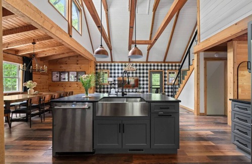 Swanton Cabin | Woodland Wish Hot Tub Sauna Pickleball Game Room