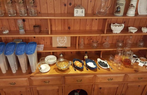 Pershore Bed & Breakfast | Woodlands 159