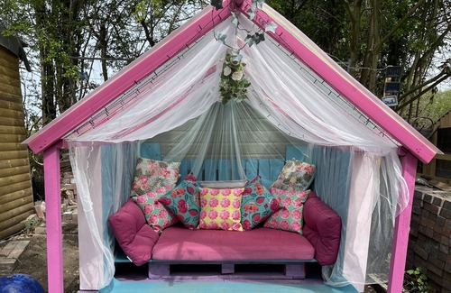 Buckley House | Woodlands Lodge - come and enjoy the good life