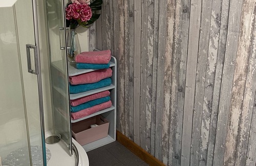 Buckley House | Woodlands Lodge - come and enjoy the good life