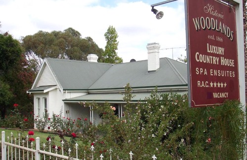 Bridgetown Bed & Breakfast | Woodlands of Bridgetown B&B