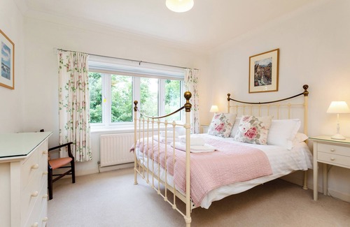 Chathill Cottage | WOODLEA, family friendly, character holiday cottage in Seahouses