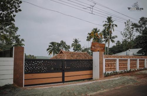 Quilon House | Woodlyn Homestay & Boating