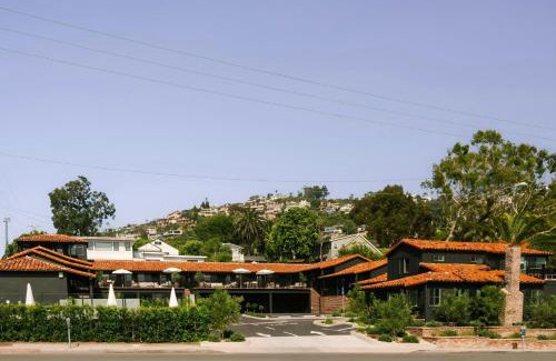 Laguna Beach Hotel | Woods Cove Hotel Laguna Beach, Sonder