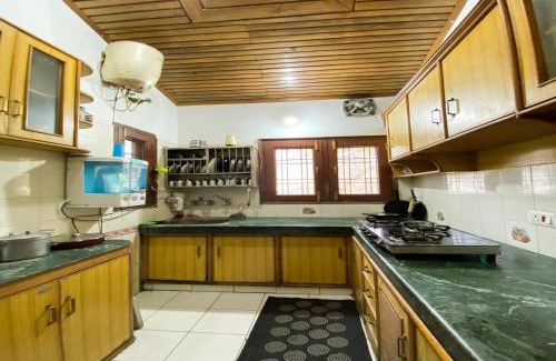 Nainital Apartment | Woods Luxury Homestay