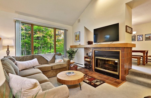 Killington Condo | Woods Resort and Spa: Cozy 2-Bedroom Condo in Killington, VT with Ski, Tennis, and Pool Access