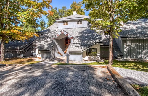 Killington Condo | Woods Resort Village 10 Cozy Killington Escape –1BR + Loft, Fireplace, Pool & Hot Tub Access