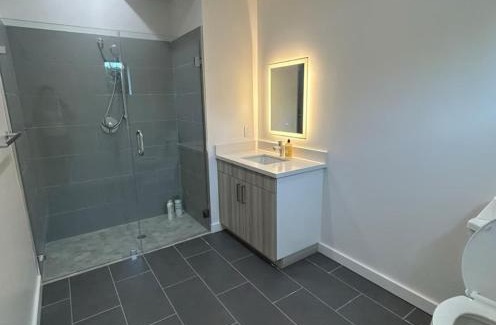 Redwood City Apartment | Woodside Condos unit 914