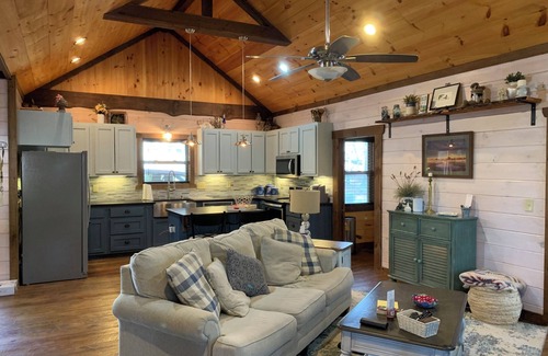 Morganton Cottage | WOODSIDE COTTAGE, a handicapped accessible cottage in Blue Ridge Mtns of N.GA.