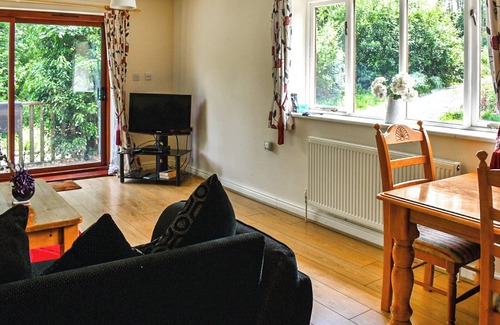 Boraston Cottage | Woodside Fishery - The Plover