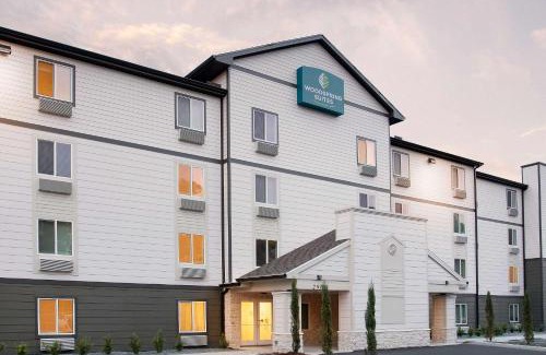 Daytona Beach Hotel | WoodSpring Suites Daytona Beach Int'l Speedway
