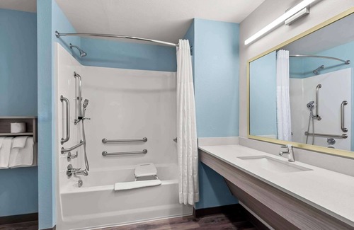 Power Ranch Hotel | Woodspring Suites Gilbert - Mesa Gateway Airport