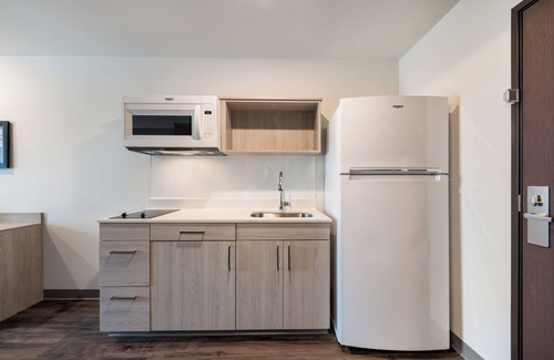 Greensboro Hotel | WoodSpring Suites Greensboro - High Point North