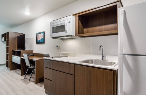 Greensboro Hotel | WoodSpring Suites Greensboro - High Point North