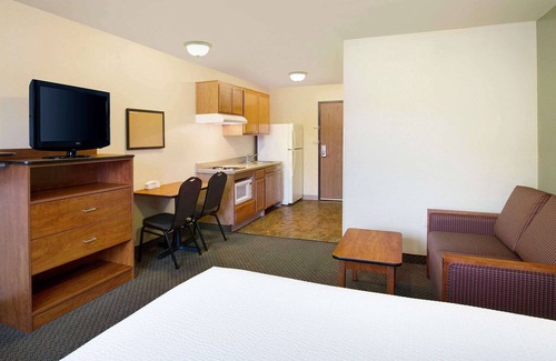 Northeast Raleigh Hotel | WoodSpring Suites Raleigh Northeast Wake Forest