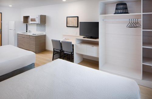 Everett Hotel | WoodSpring Suites Seattle Everett