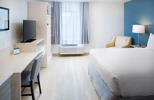 Everett Hotel | WoodSpring Suites Seattle Everett