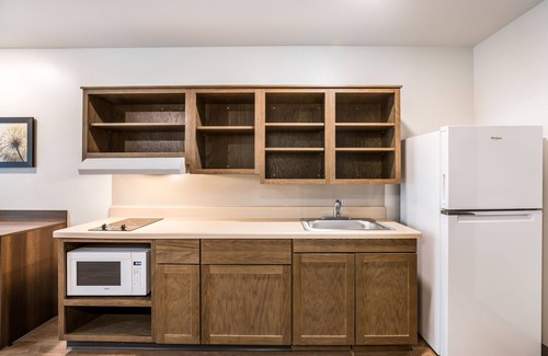 Redmond Hotel | WoodSpring Suites Seattle Redmond