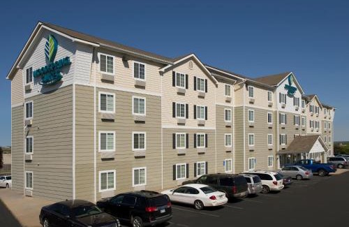 Southwest Topeka Hotel | WoodSpring Suites Topeka