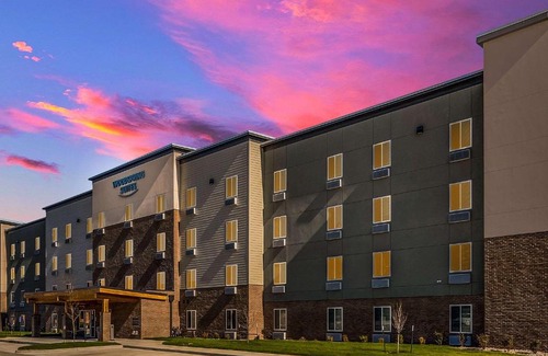 West Des Moines Hotel | WoodSpring Suites West Des Moines