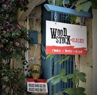Tokoglu Hotel | Woodstock Alaçatı