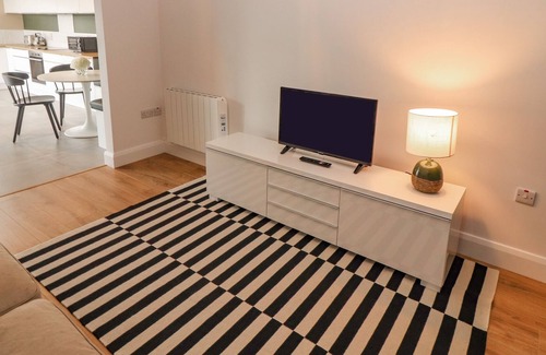 Cooraclare Apartment | WOODVIEW APARTMENT, family friendly in Cooraclare, County Clare
