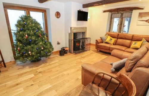 Honley House | Woodview Farm