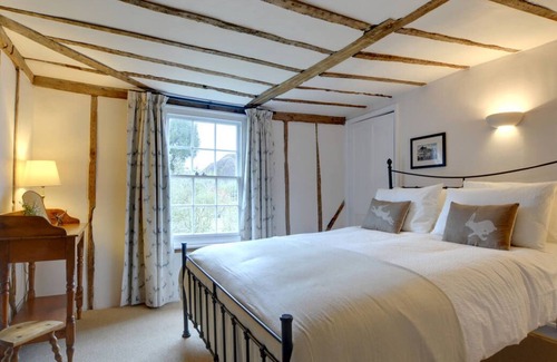 Cranbrook House | Woody in the beautiful Cranbrook