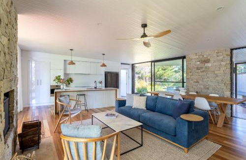 Dunsborough House | Woody Nook I Private Properties
