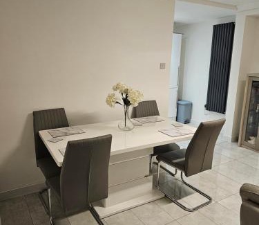 Huyton Apartment | Woolfall heath avenue