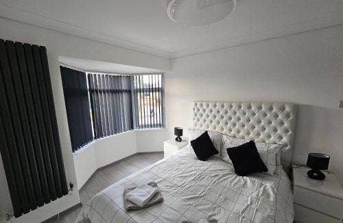 Huyton Apartment | Woolfall heath avenue