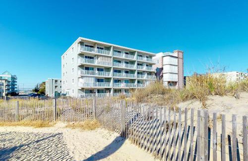 Midtown Ocean City Apartment | Worcester House 303