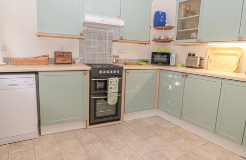 Longframlington Cottage | WORDSWORTH COTTAGE WEST, romantic, with open fire in Longframlington