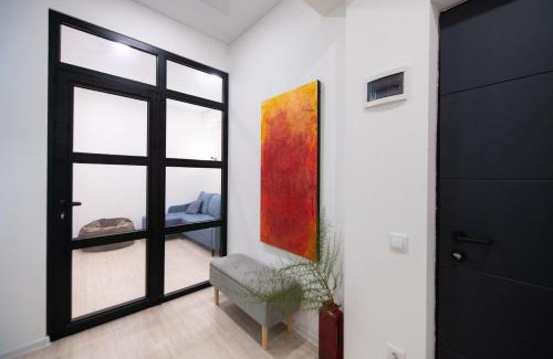 Saburtalo Apartment | Work and Family-friendly
