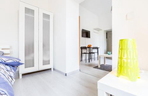 Eicken Apartment | Work & Enjoy Your Stay