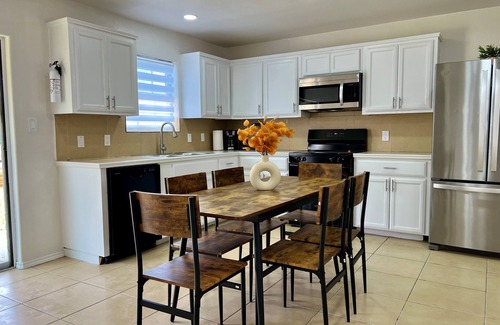 Brownsville House | Work & Play: Near SpaceX + Port of Brownsville