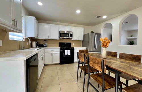 Brownsville House | Work & Play: Near SpaceX + Port of Brownsville