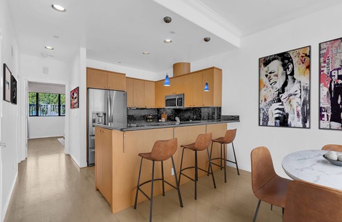 Civic Center Condo | Work & Social Hub Condo in Hayes Valley